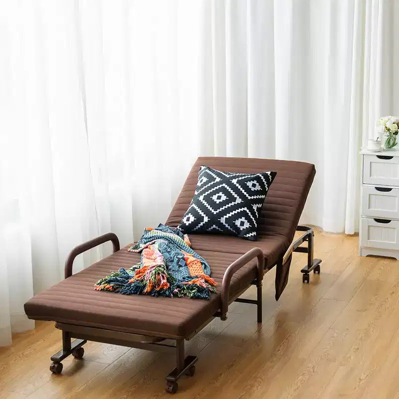 Letto singolo regolabile per ospiti, materasso portatile con ruote marrone/grigio/bianco