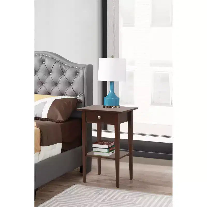 Dalton 1 - Comodino (71,12 cm A x 45,72 cm L x 35,56 cm P)